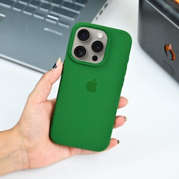 Premium Silicone Cover for Apple iPhone Pro Max Green
