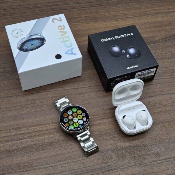Active 2 Watch with Galaxy Buds 2 Pro First Copy Having Silver Belt